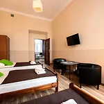 Lejlighedshotel Station 2*