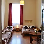 Lejlighedshotel Station 2*
