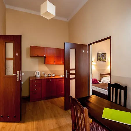 Station شقة فندقية 2*