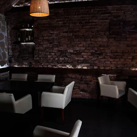 شقة فندقية Station 2*