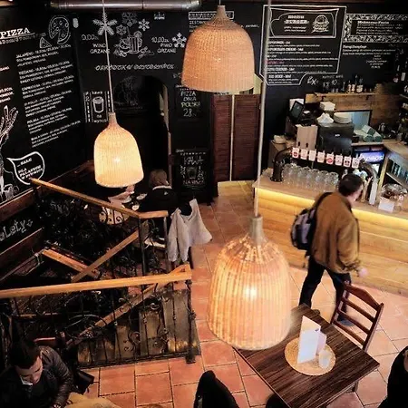 车站乐瑞斯公寓式酒店
