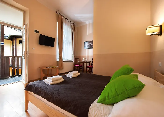 Station Apartahotel Cracovia