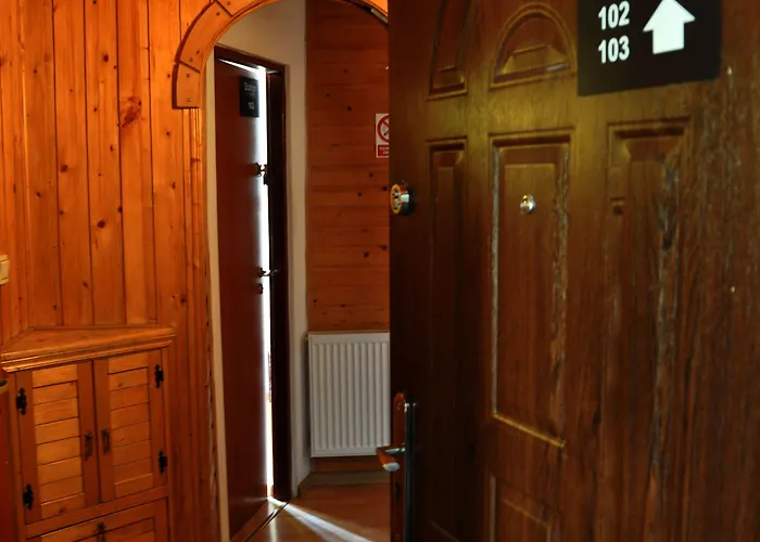 Apartahotel Station 2*