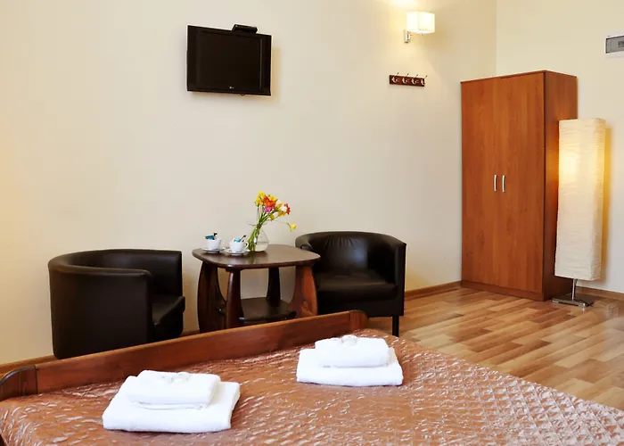 Station Aparthotel 2*